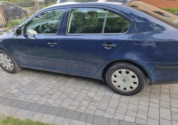 Skoda Octavia cena 23300 przebieg: 164000, rok produkcji 2012 z Stalowa Wola małe 106